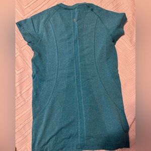 Lululemon Athletica | Swiftly Short Sleeve | Size 8 | Teal